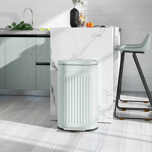 HOMCOM 20L Kitchen Bin with Soft-close Lid and Pedal by HOMCOM