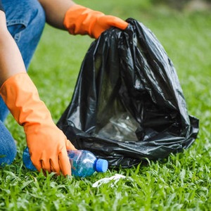 20 Black Bin Bags Household Refuse Sacks 70L Rubbish Waste Bin Liner - Black / 1 by TidyZ