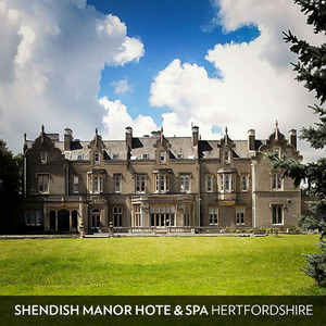 Unique and Boutique Hotels Gift Experience - Red by Find Me A Gift