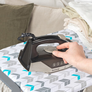 Beldray Iron 2000W - Black and Silver