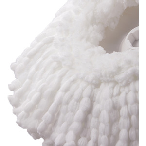 Livingandhome Spin Mop Bucket Set with 2 Extra Heads - Grey & White by Livingandhome