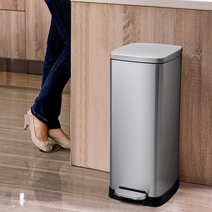 Kitchen Stainless Steel Flip-Top Bin - Chrome / 30l by komore