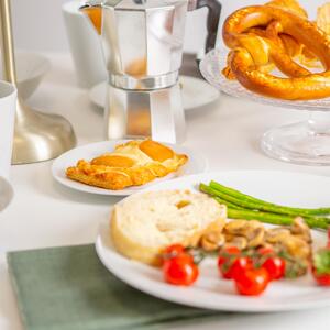 18pc White Porcelain Dinner Set - White by Argon Tableware