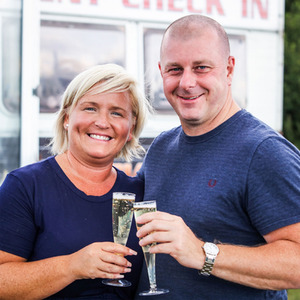 Blue Skies Helicopter Flight with Bubbly for Two - Pink by Find Me A Gift