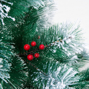 HOMCOM 5ft Artificial Green Christmas Tree Metal Stand - Green by HOMCOM