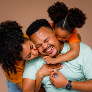 Family Portrait Gift Experience - Pink by Find Me A Gift