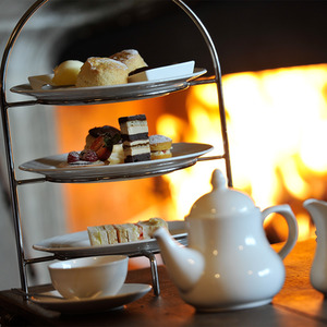 Dining for Two Experience Box - White by Buyagift