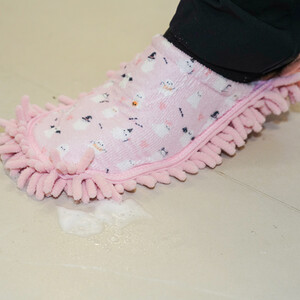 Ghost Chenille Slippers - Pink