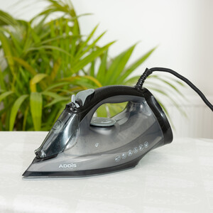 Large Steam Iron 2600W - Black by Addis