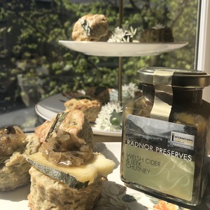 Welsh Cider and Leek Chutney - Light Brown by Radnor Preserves