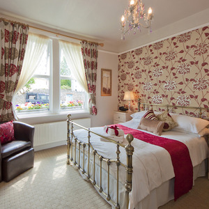 Two Night Charming Getaway Experience Box - White by Buyagift