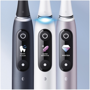 Oral-B iO9 Black Onyx Ultimate Clean Electric Toothbrush - Black by Oral-B
