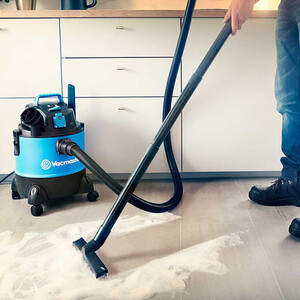 Vacmaster 20 Litre Wet Dry Cleaner With Power Take Off - Blue by Vacmaster