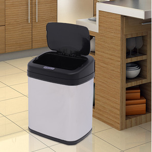 HOMCOM Stainless Steel Automatic Sensor Dustbin - Silver and Black by HOMCOM