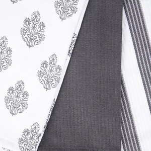 Pack of 3 Patterned Terry Towels - Grey