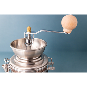 La Cafetire Copper-Effect Traditional Coffee Grinder - Copper by LA CAFETIERE