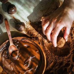 Mega Choice for Food and Drink Gift Experience - Red by Find Me A Gift