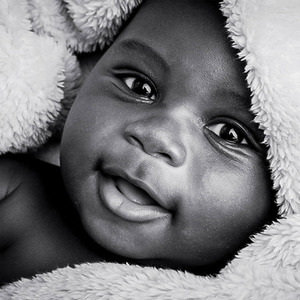 Baby Portrait Gift Experience - Pink by Find Me A Gift