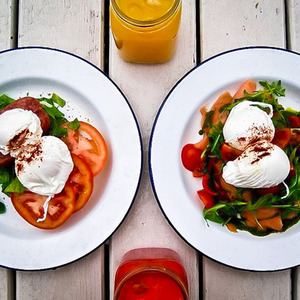 Food and Drink Discovery Gift Experience - Red by Find Me A Gift