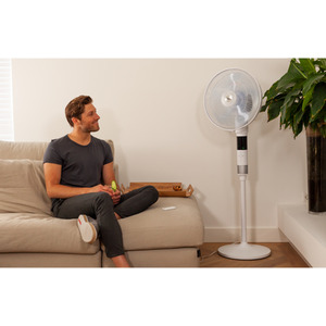 Solis 7582 Breeze 360 Standing Fan - White by Solis