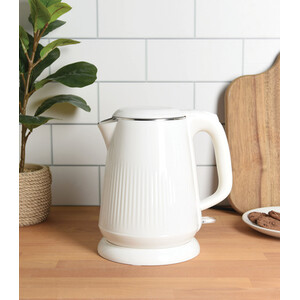 My Kitchen Cream Kettle - White by My Kitchen