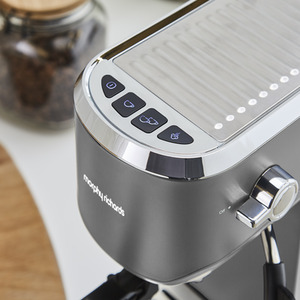 Signature Traditional Compact Pump Espresso Machine by Morphy Richards