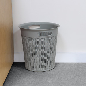 12L Knit Design Loop Plastic Round Bin by JVL