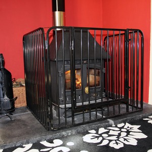 Fire Guard Safety Wood Burner Screen Black - Black by Actiasgear