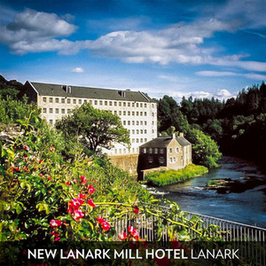 Unique and Boutique Hotels Gift Experience - Red by Find Me A Gift