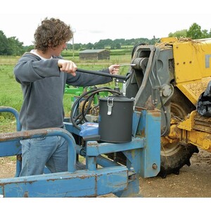 Draper Expert High Volume Hand Grease Pump by Draper