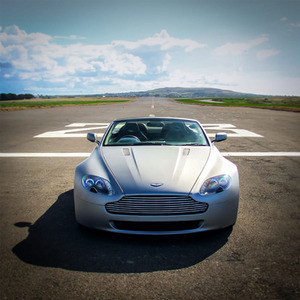 Double Supercar Taster Gift Experience - Red by Find Me A Gift