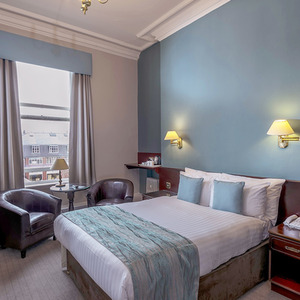 Two Night Memorable Break Experience Box by Buyagift