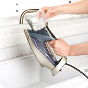 Beldray Digital Steam Iron 3200W - Black and Gold