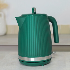 Contour Plastic Kettle 1.7L - Emerald Green by MY