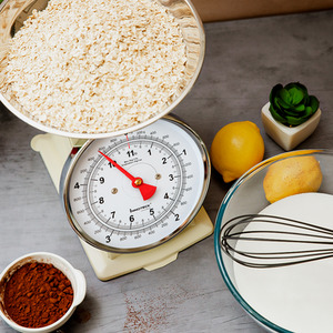 Innoteck 5 Kg Traditional Kitchen Scales - Cream by Innoteck