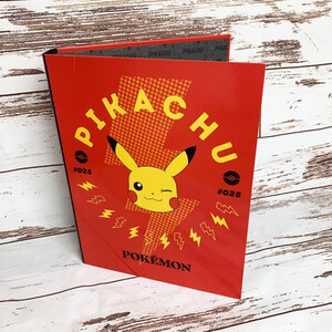 Pokemon Ringbinder - Red by POKEMON