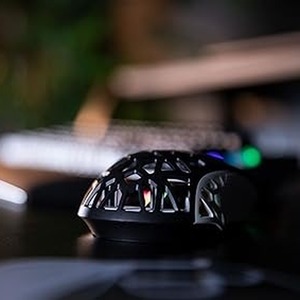 Magic the Gathering Ultra Light Gaming Mouse - White by Konix