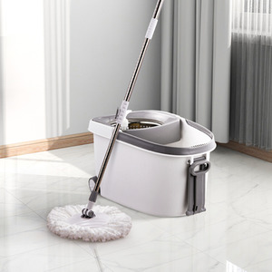 Livingandhome Spin Mop Bucket Set with 2 Extra Heads - Grey & White by Livingandhome