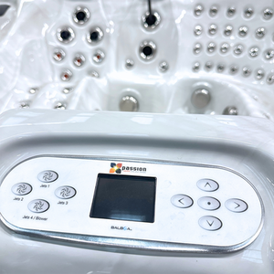 Ecstatic Wave Hot Tub - White by Fonteyn