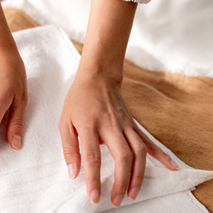 Luxury Face Cloths (Set of 3) - White by Surrey Down Spa