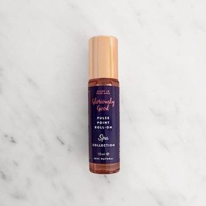 Pulse Point Roll-on Oil Aromatherapy Gift Set - white by Gloriously Good