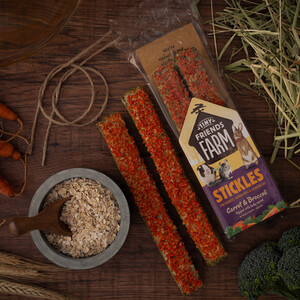 Pack of 2 Supreme Stickle Treats - Carrot / Broccoli by Tiny Friends