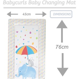 Baby Changing Mat - Raining Hearts / Raining Hearts by Babycurls