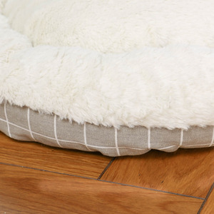 Country Grey Donut Pet Bed - Grey by Noah's Ark