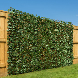 Artificial Expanding Hedge Screen - Green by Christow