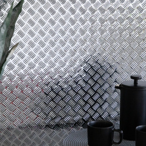 Chequer Plate Silver Self Adhesive Vinyl Wrap by d-c-fix