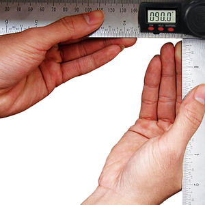 Lumberjack Digital LCD Angle Finder Stainless Steel Rule - Black by Lumberjack