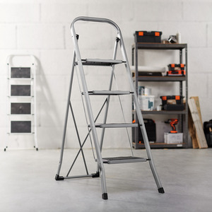 4 Step Foldable Ladder - Silver by VonHaus