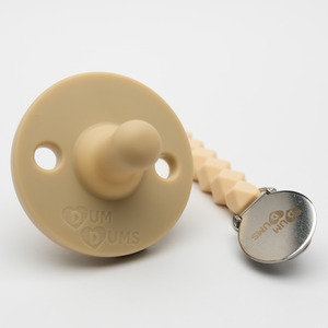 Dum Dum 2 in 1 Soother and Teether - Cream by Maisies