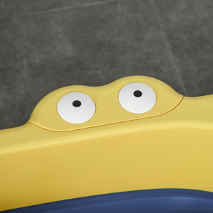 HOMCOM Baby Bath Tub Collapsible Non-Slip with Stool Seat - Yellow by HOMCOM